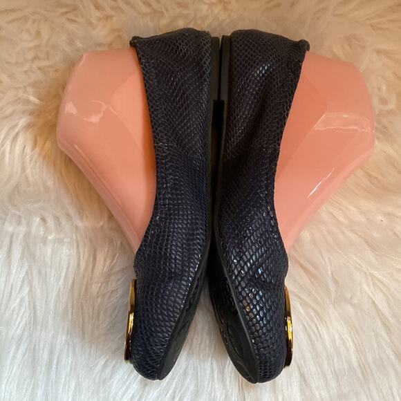 Tory Burch textured leather black ballet flats Size 6 - Picture 3 of 10